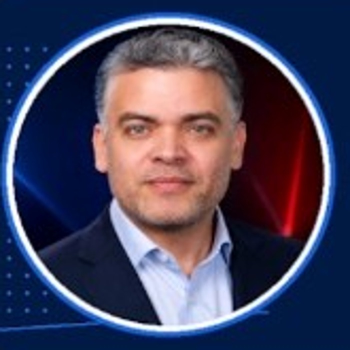 Alfonso Benoit, periodista y analista político